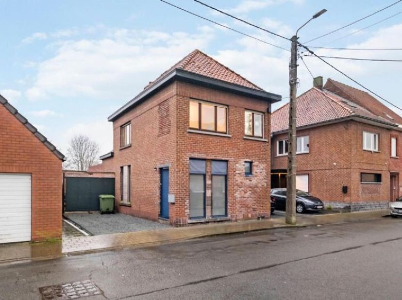 Maison à vendre
                    à 8580 Avelgem